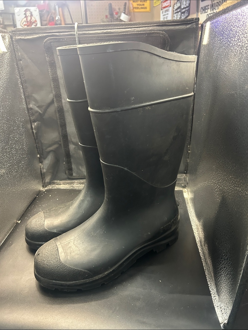 Classic Men's Waterproof Black Rubber Work Boots